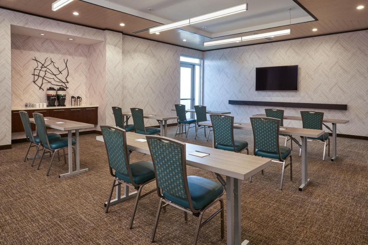 Hotel Springhill By Marriott Philadelphia Airport / Ridley Park